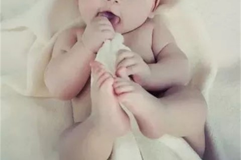夏季怎么穿可以避免温州捐卵宝宝感冒受凉？生病要怎么穿？